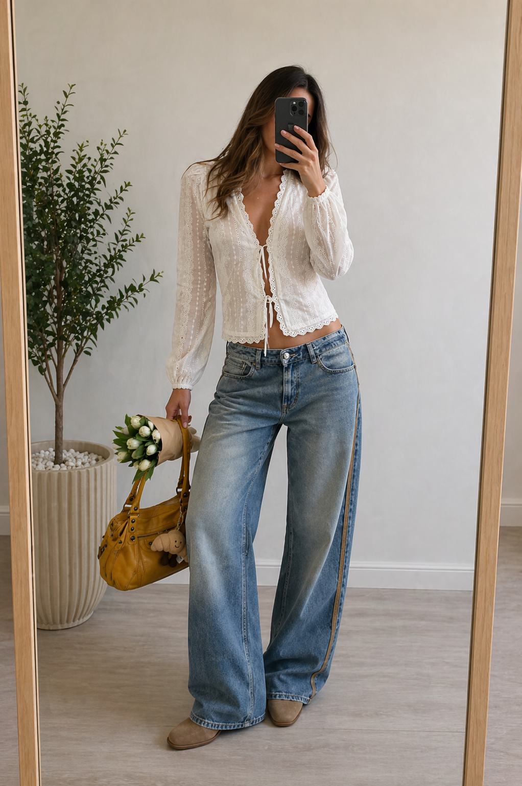 Blusa Blanca Bordada con Lazada