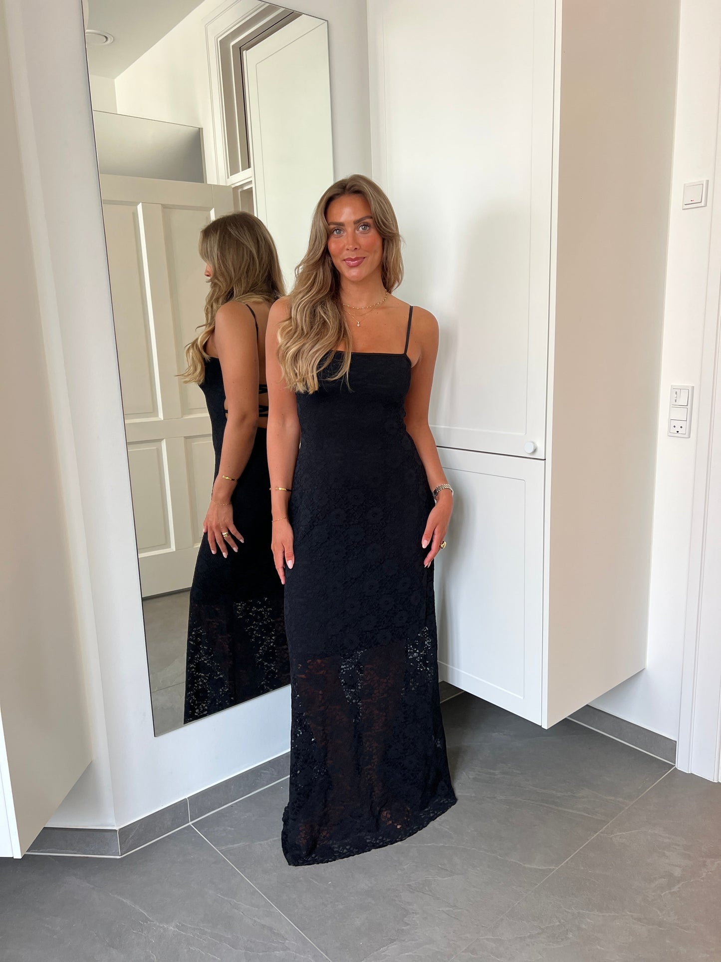 Vestido Oura Negro - Encaje Maxi - Martina Montes - imagen 5