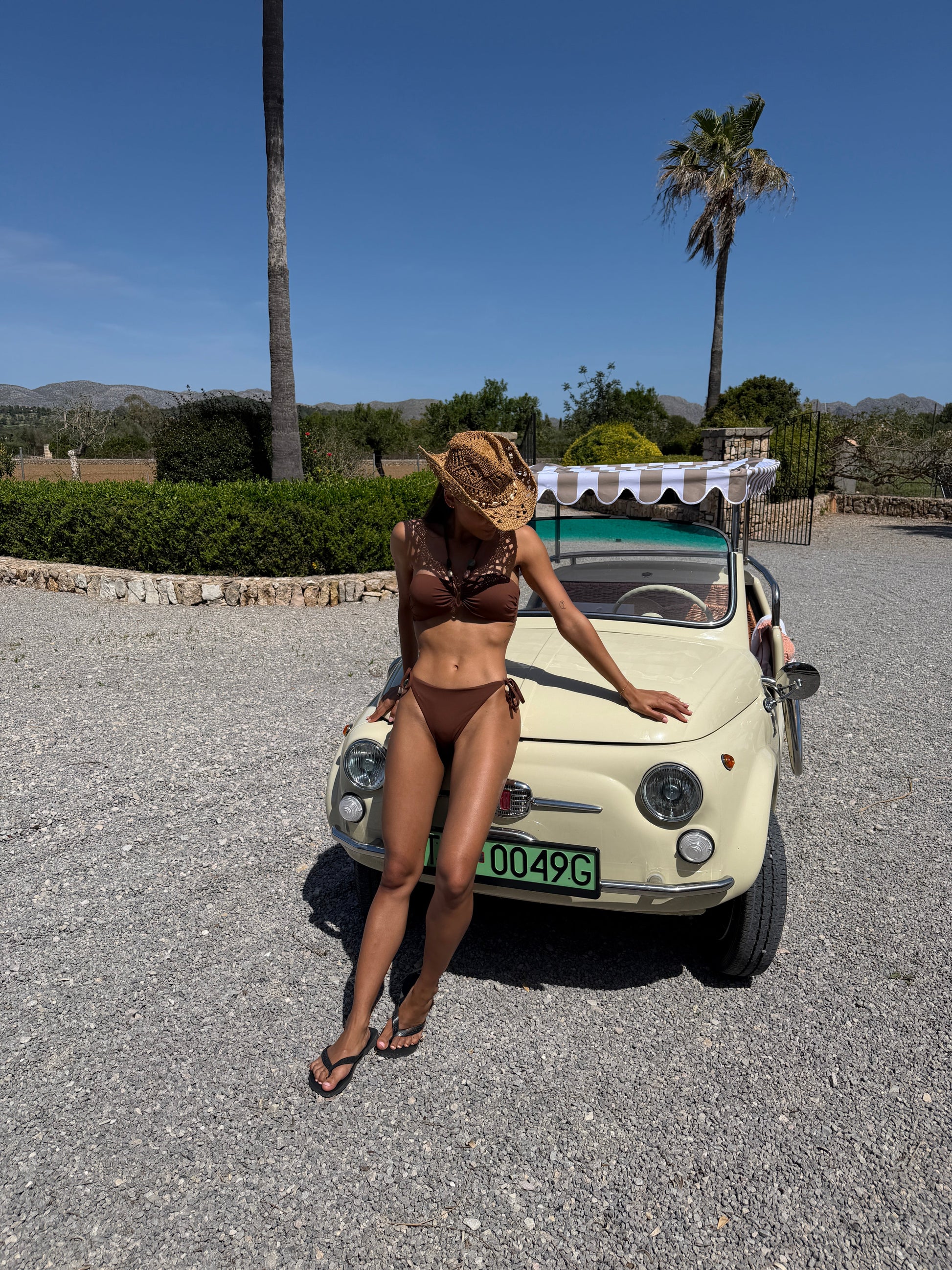 Bikini Braga Kenya – Marrón Oscuro - Martina Montes - imagen 9