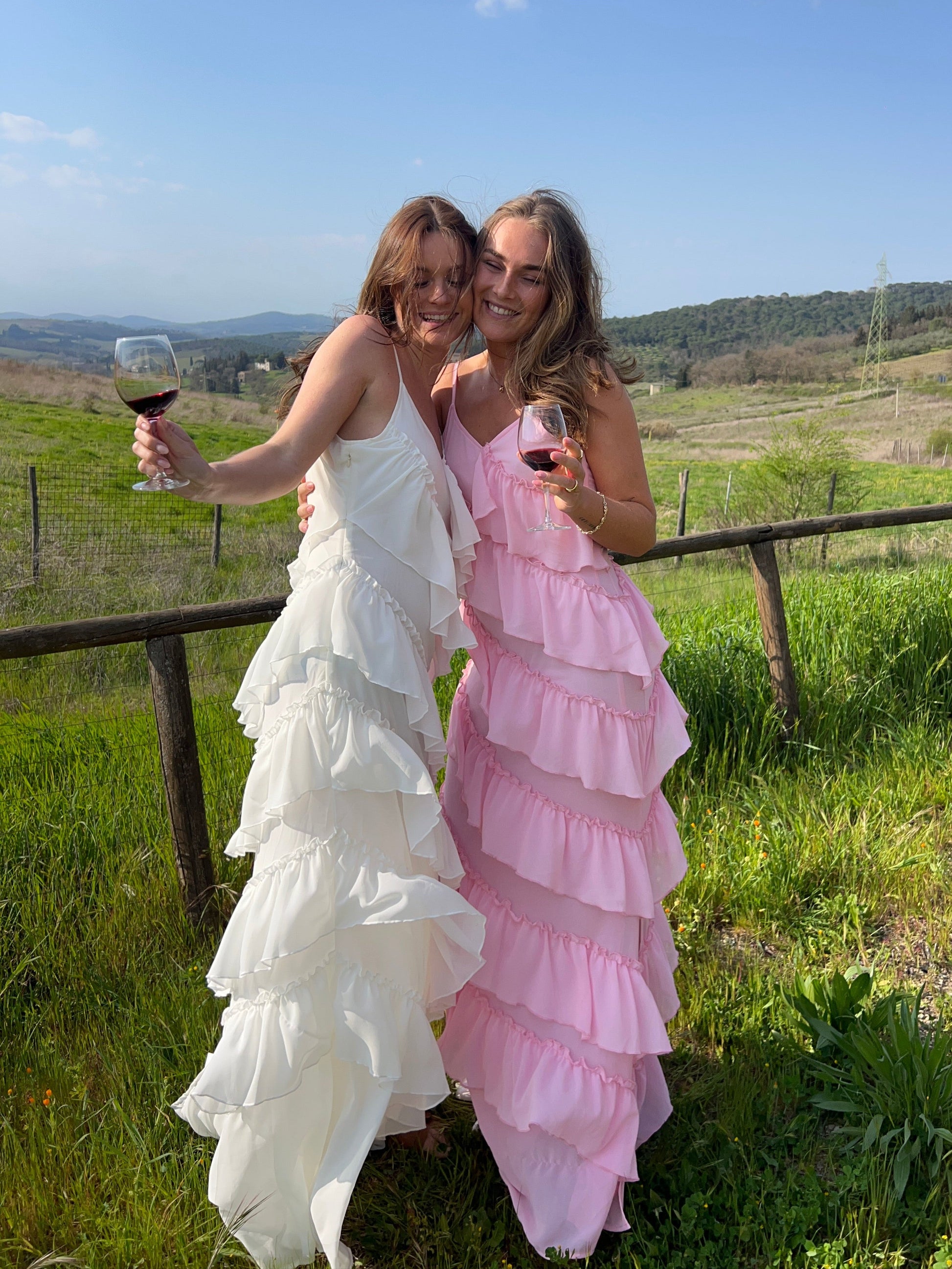Rie maxi ruffle dress - White - Martina Montes - imagen 5